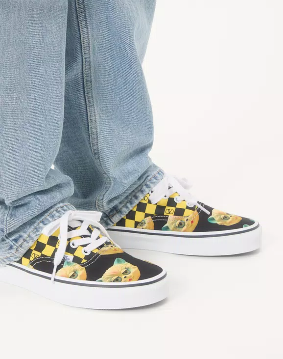 Valentino Garavani And Vans Low-Top Fabric Trainer With VLogo Checkerboard Print And Le Chat De La Maison Print - Image 8